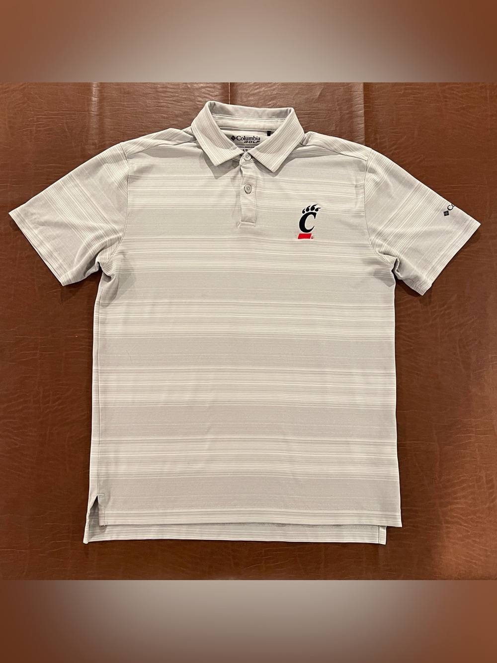 Columbia Golf University of Cincinnati Bearcats Men’s Polo Shirt - Size Small - Picture 2 of 13